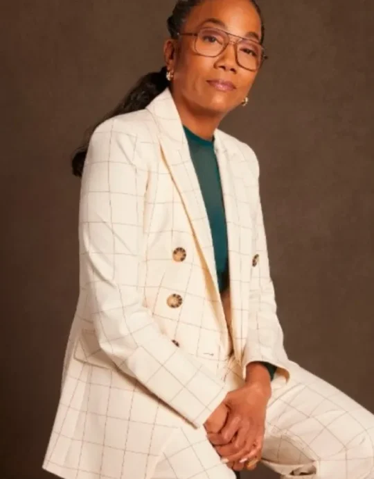 Will Trent S3 Sonja Sohn White Windowpane Suit
