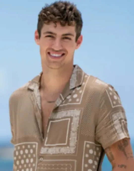 Temptation Island S06 Logan Paulsen Camel Brown Paisley Shirt