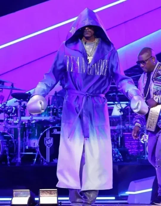 The Voice S26 Snoop Dogg Robe