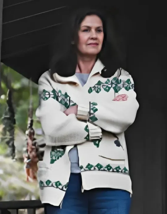 Tracker S02 Wendy Crawford Fish Graphic Sweater