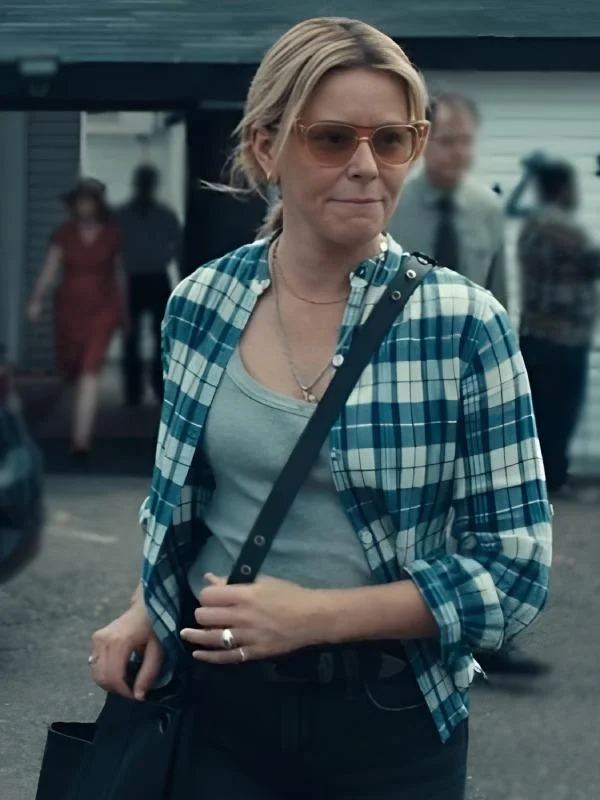 The Better Sister Elizabeth Banks Shirt