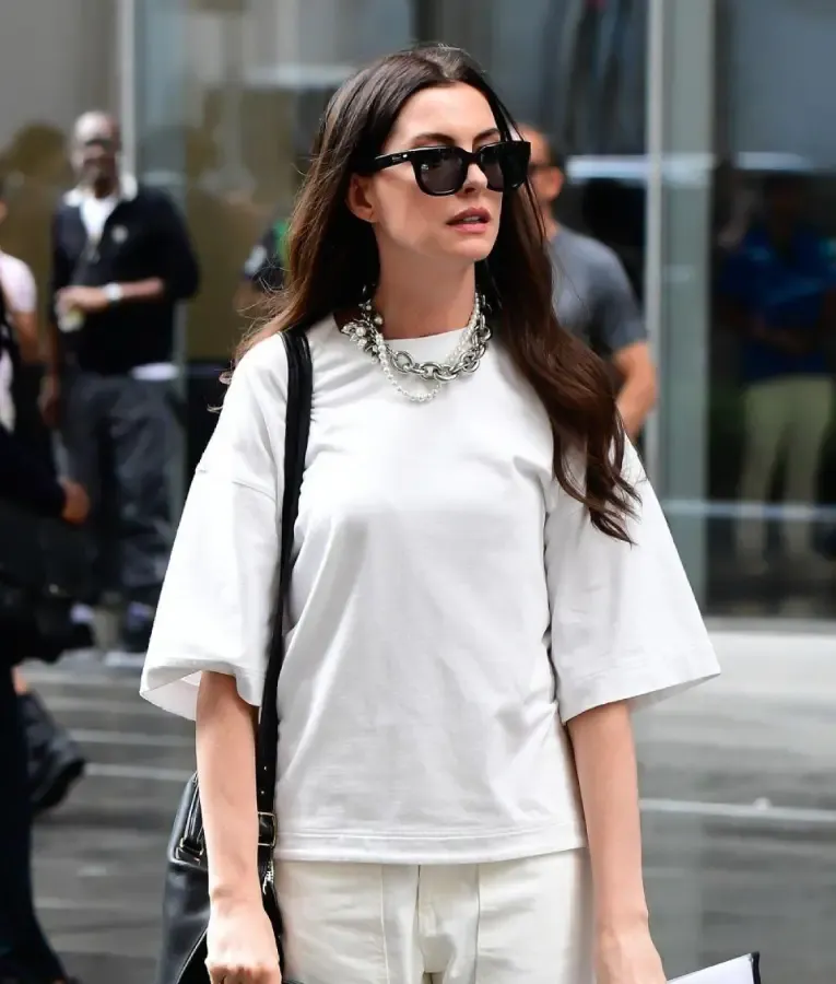 Anne Hathaway Devil wears Prada 2 White