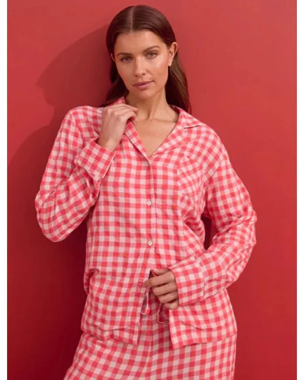 Leanne S01 Leanne Morgan Red Gingham Pajamas 2025