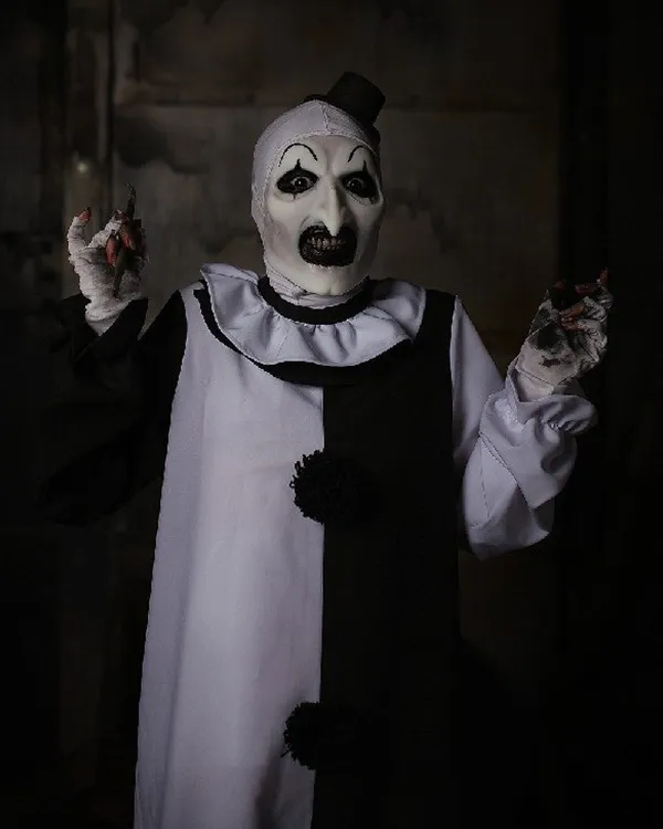 Terrifier 2 2022 Art the Clown Costume