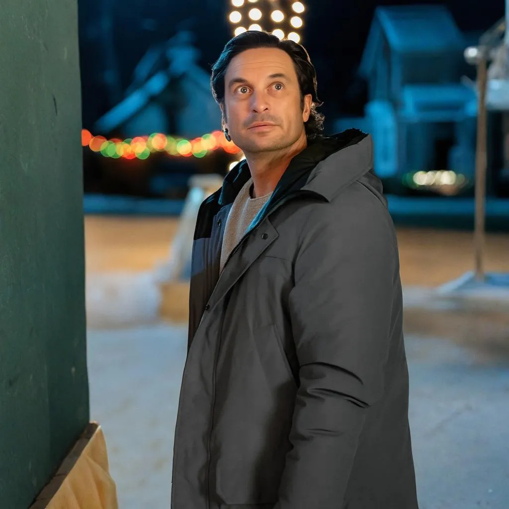 A Merry Little Ex-Mas OliverHudson Coat