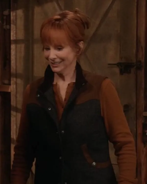 Happys Place S02 Reba McEntire Wool Vest